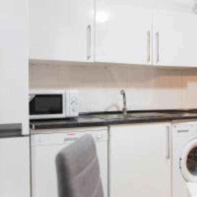 Apartamento Sotano En Gran Via Madrid Buitenkant foto